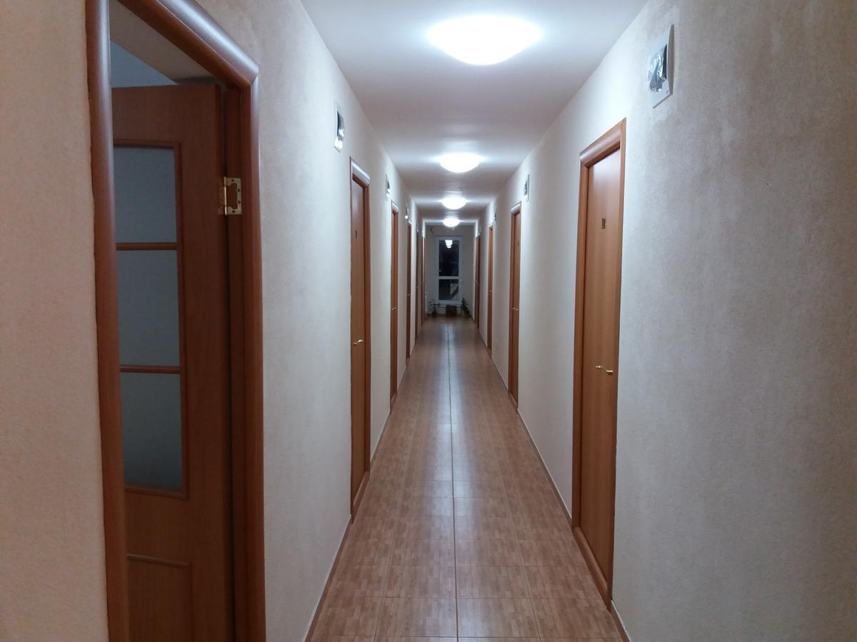 Hostel Nomad 4X4 Астана Экстерьер фото